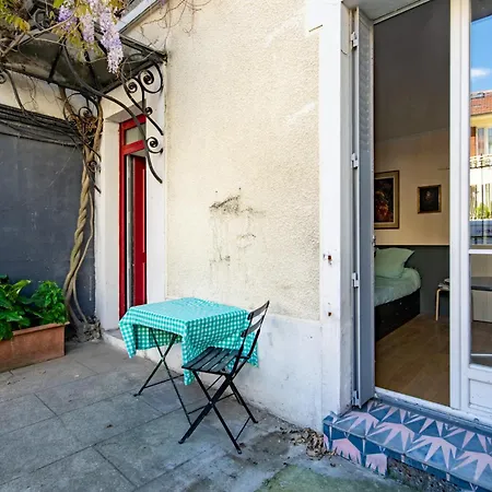 Apartament Le Marceau Metro Ligne 9 *